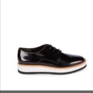 Vince Reed Glazed Leather Platform Oxford Shoe